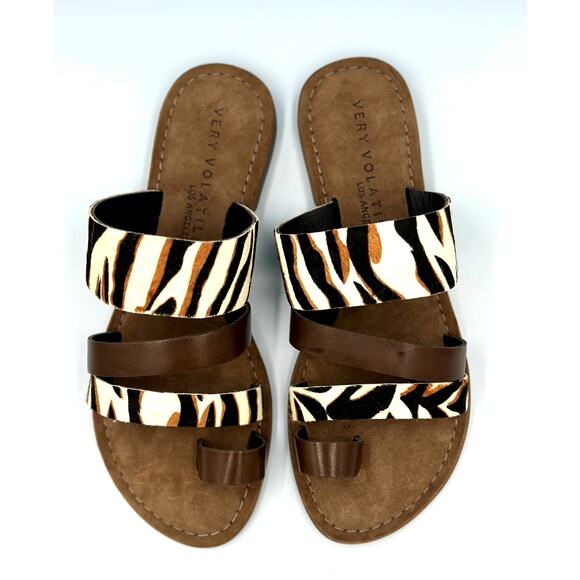 Real Leather Flats Animal Print Toe Loop Very Volatile Jenika Sandals Brown s 8 - Picture 2 of 14